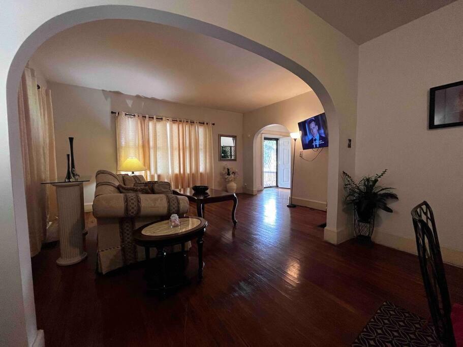 Comfortable 2-Bdrm Spacious Home With Wifi & Patio Indianapolis Eksteriør billede