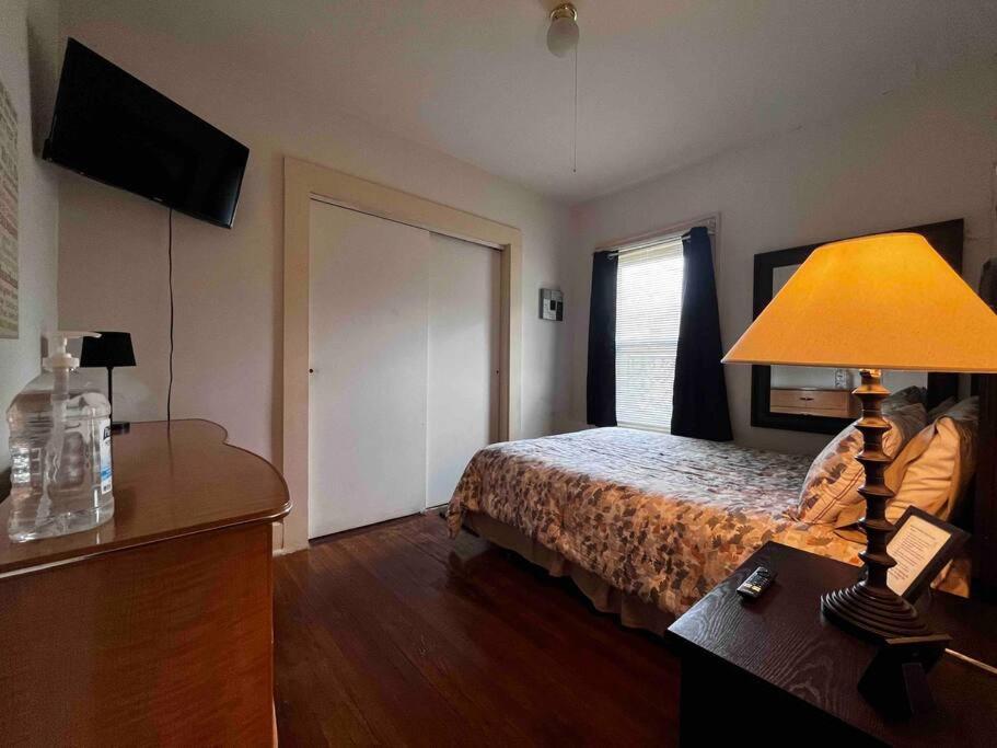 Comfortable 2-Bdrm Spacious Home With Wifi & Patio Indianapolis Eksteriør billede