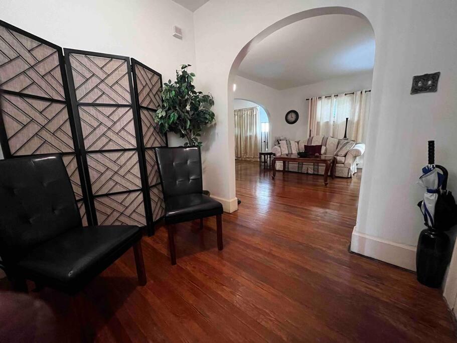 Comfortable 2-Bdrm Spacious Home With Wifi & Patio Indianapolis Eksteriør billede