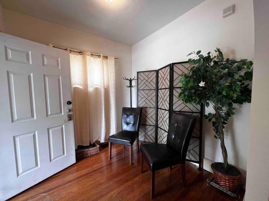 Comfortable 2-Bdrm Spacious Home With Wifi & Patio Indianapolis Eksteriør billede